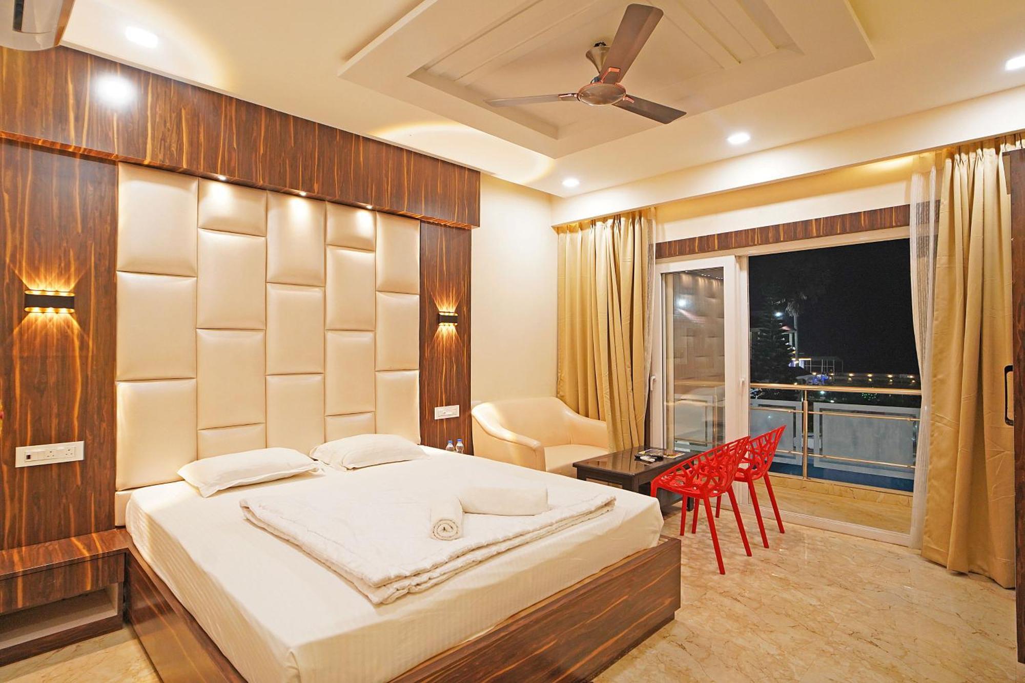 Santiniketan Hotel And Resort !! On Beach Family Resort !! マンダーマニ エクステリア 写真
