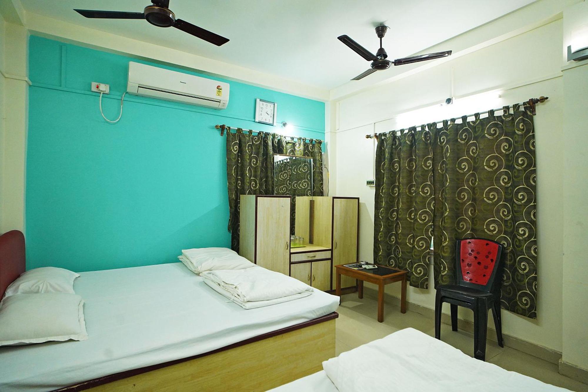 Santiniketan Hotel And Resort !! On Beach Family Resort !! マンダーマニ エクステリア 写真