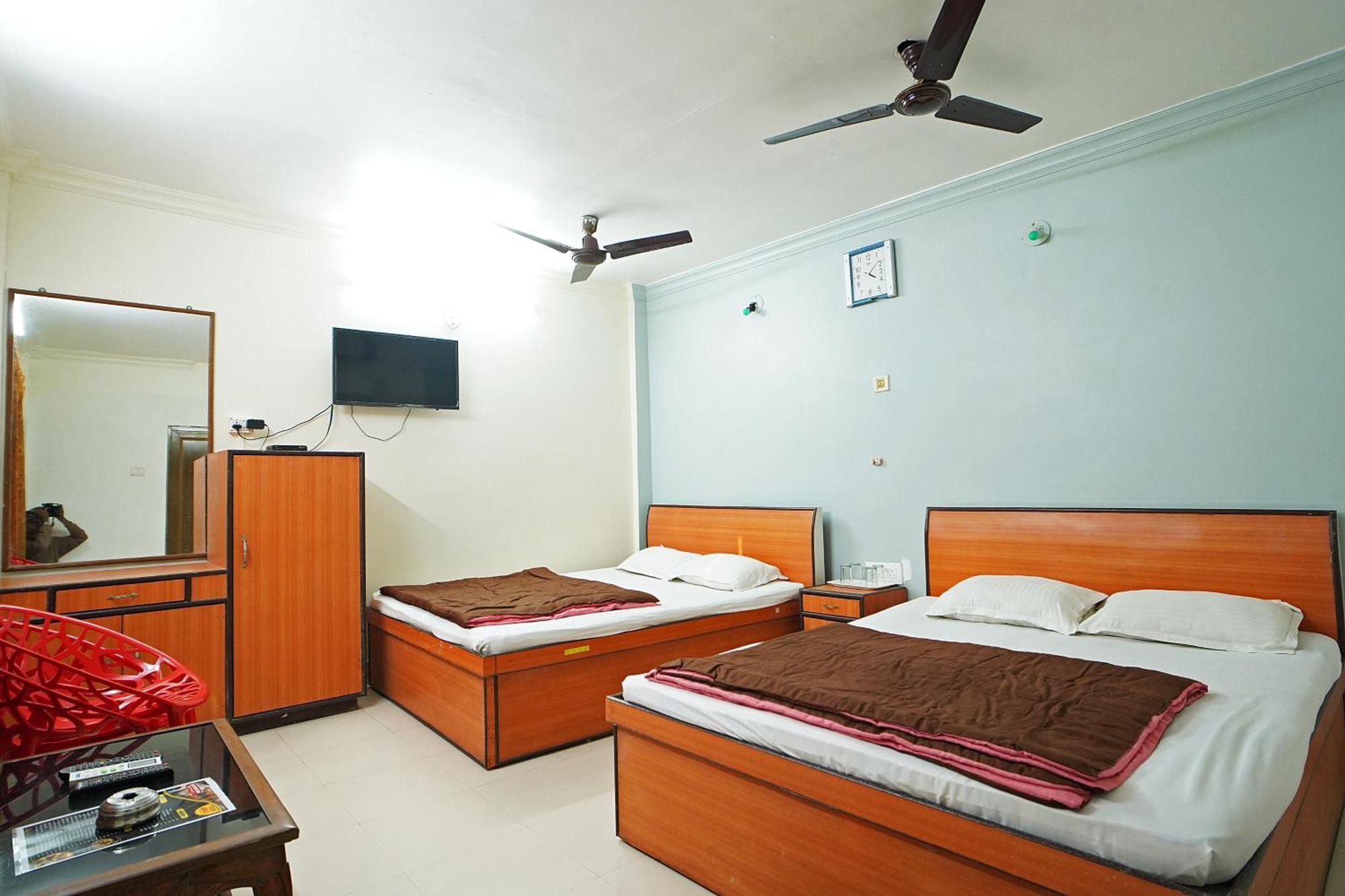 Santiniketan Hotel And Resort !! On Beach Family Resort !! マンダーマニ エクステリア 写真