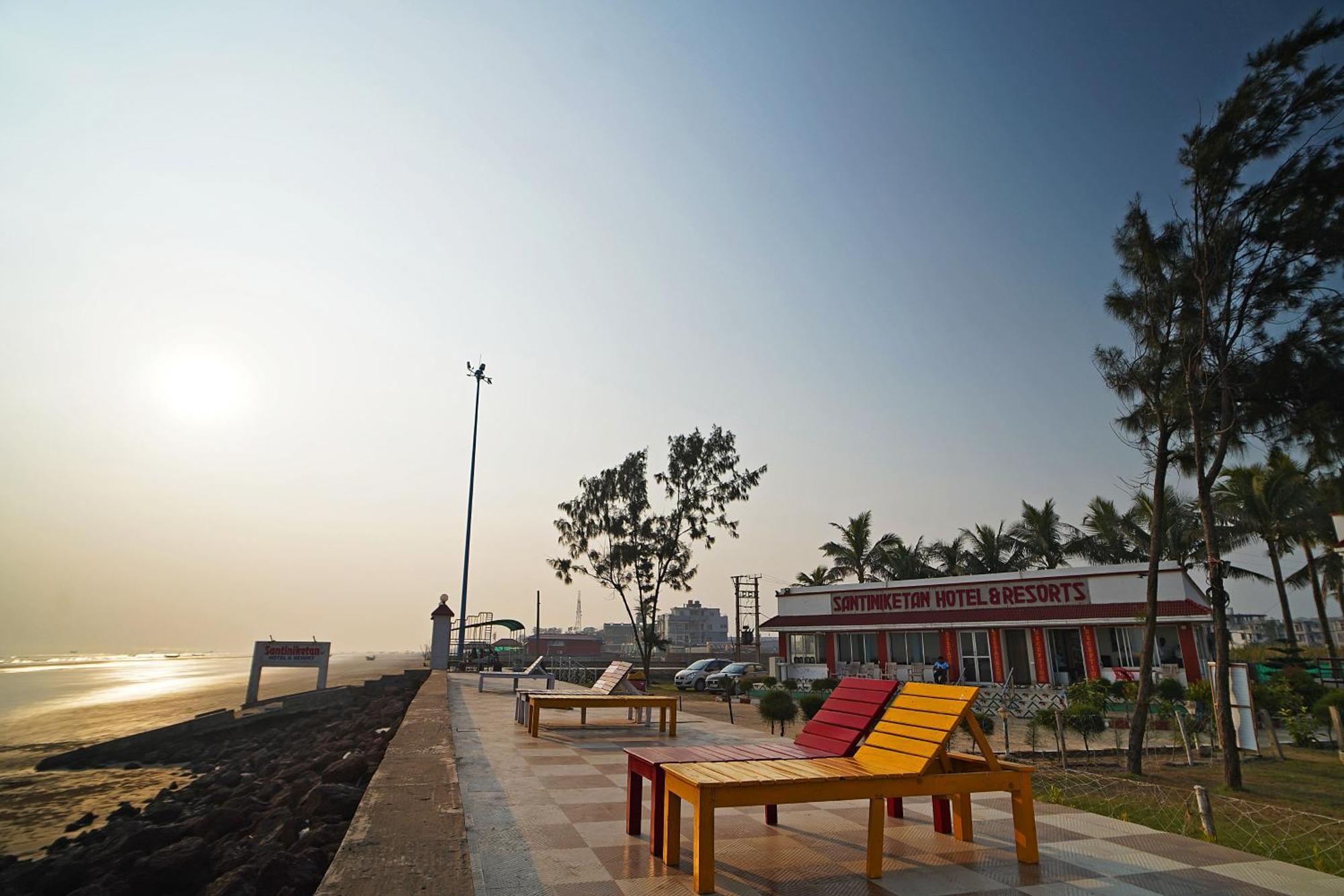 Santiniketan Hotel And Resort !! On Beach Family Resort !! マンダーマニ エクステリア 写真