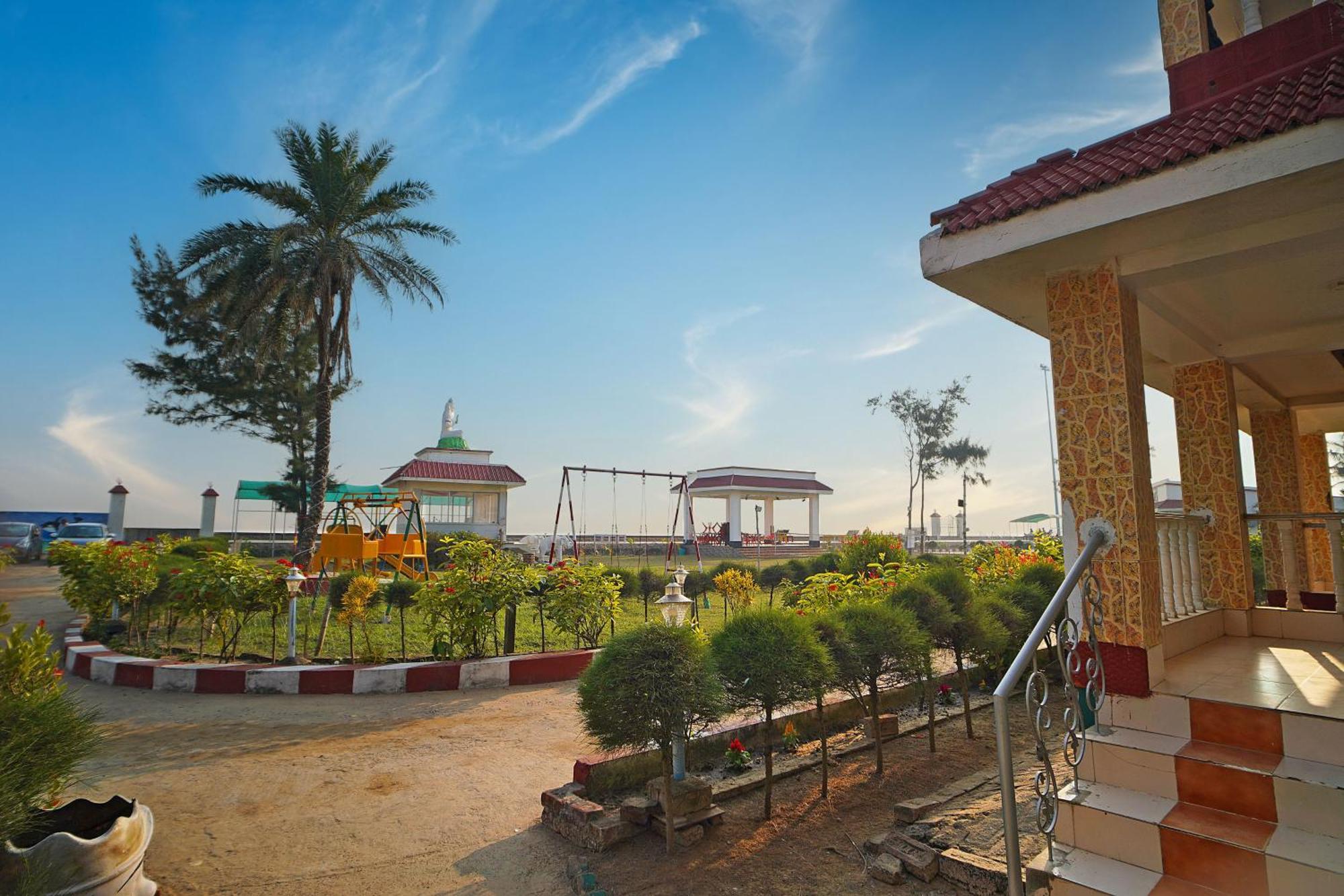 Santiniketan Hotel And Resort !! On Beach Family Resort !! マンダーマニ エクステリア 写真
