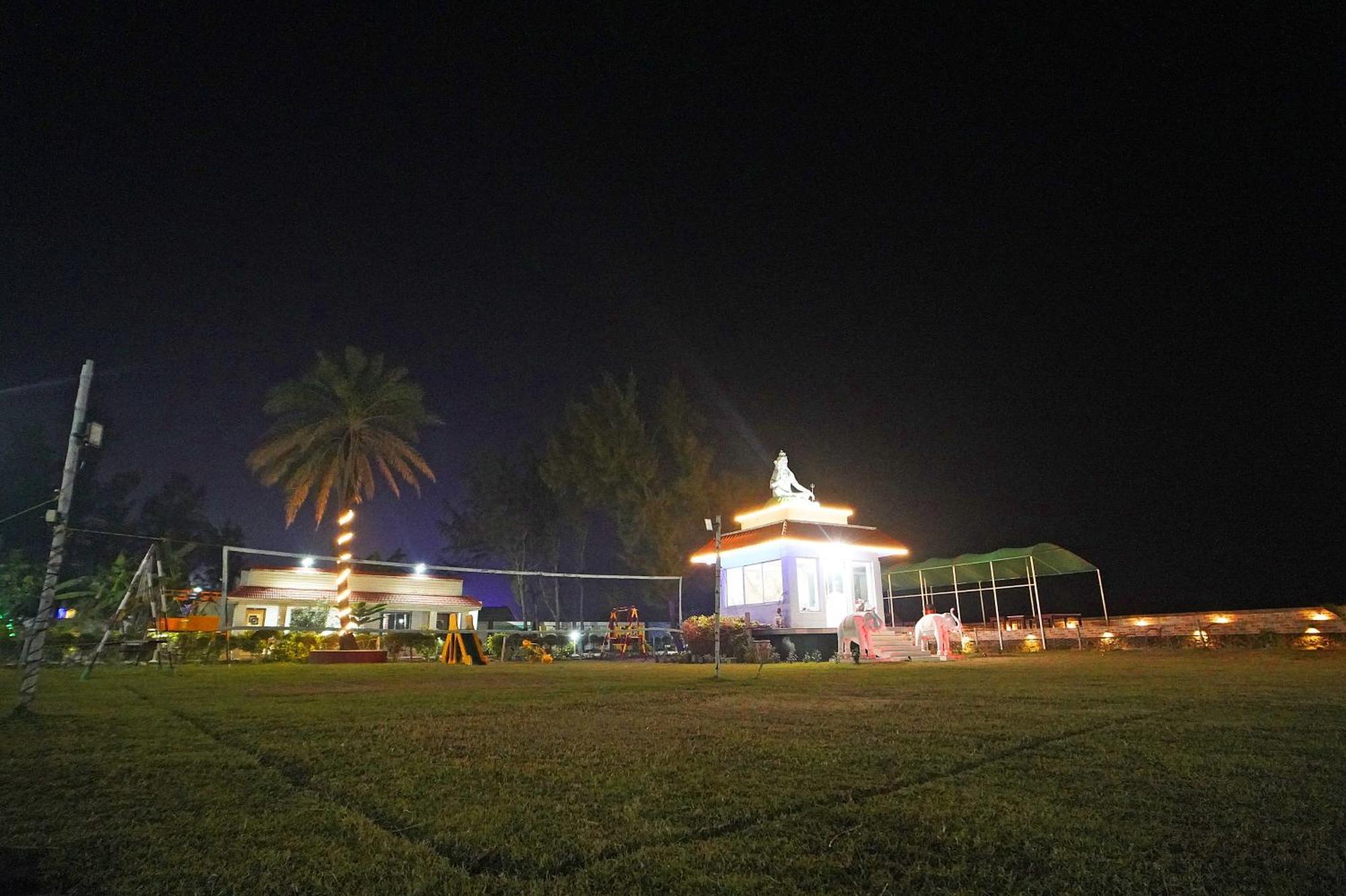 Santiniketan Hotel And Resort !! On Beach Family Resort !! マンダーマニ エクステリア 写真