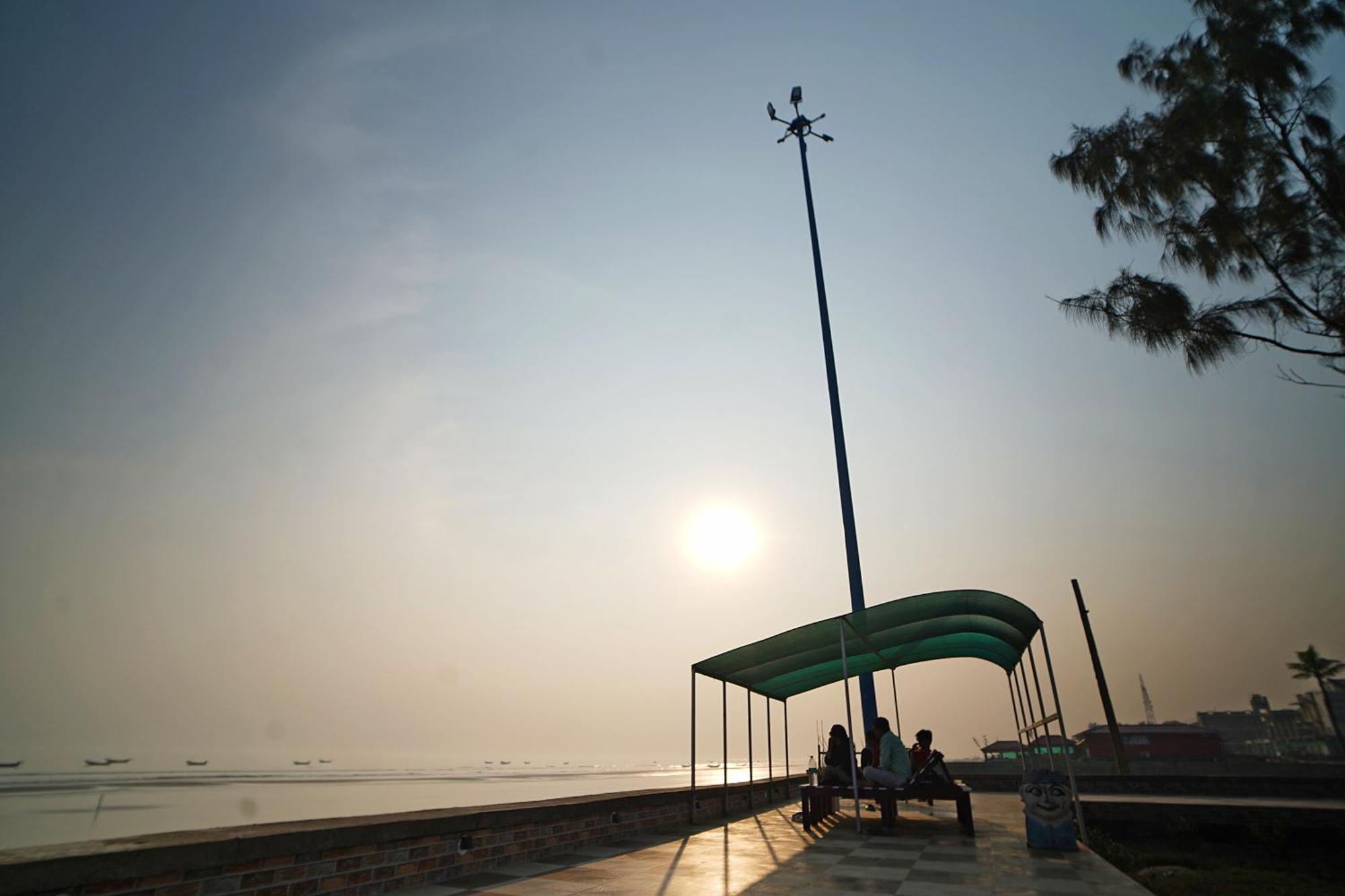 Santiniketan Hotel And Resort !! On Beach Family Resort !! マンダーマニ エクステリア 写真