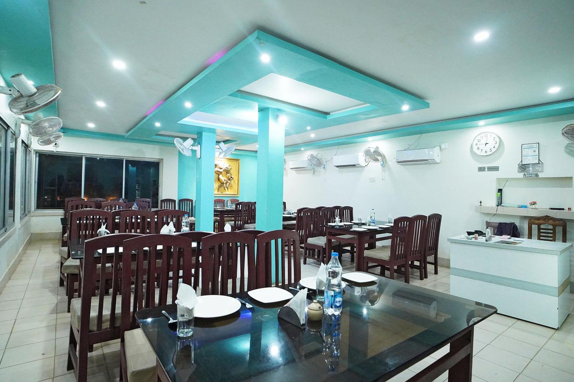 Santiniketan Hotel And Resort !! On Beach Family Resort !! マンダーマニ エクステリア 写真
