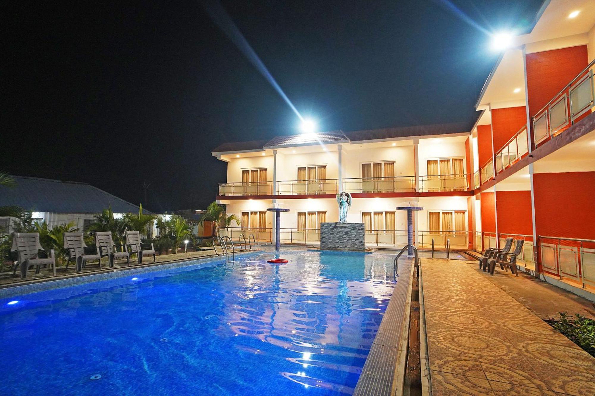 Santiniketan Hotel And Resort !! On Beach Family Resort !! マンダーマニ エクステリア 写真
